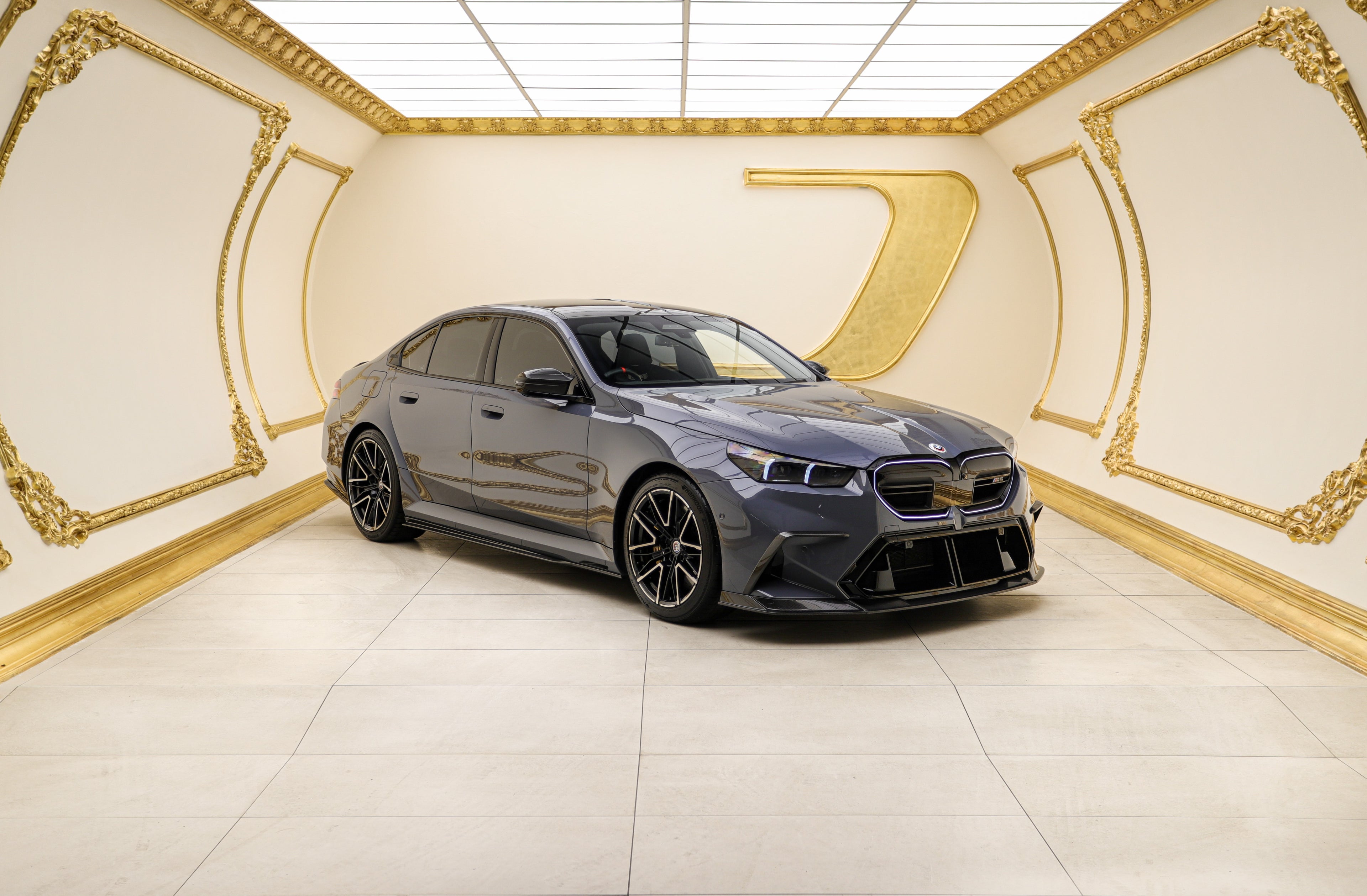 2024 BMW M5 (G90) M Hybrid