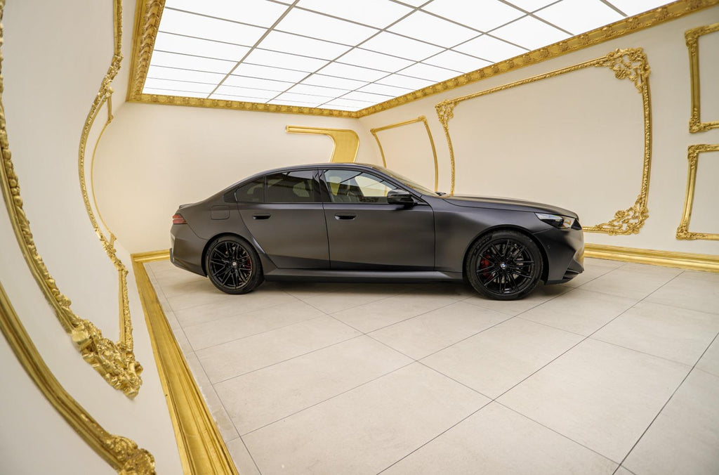 2025 BMW M5 (G90)