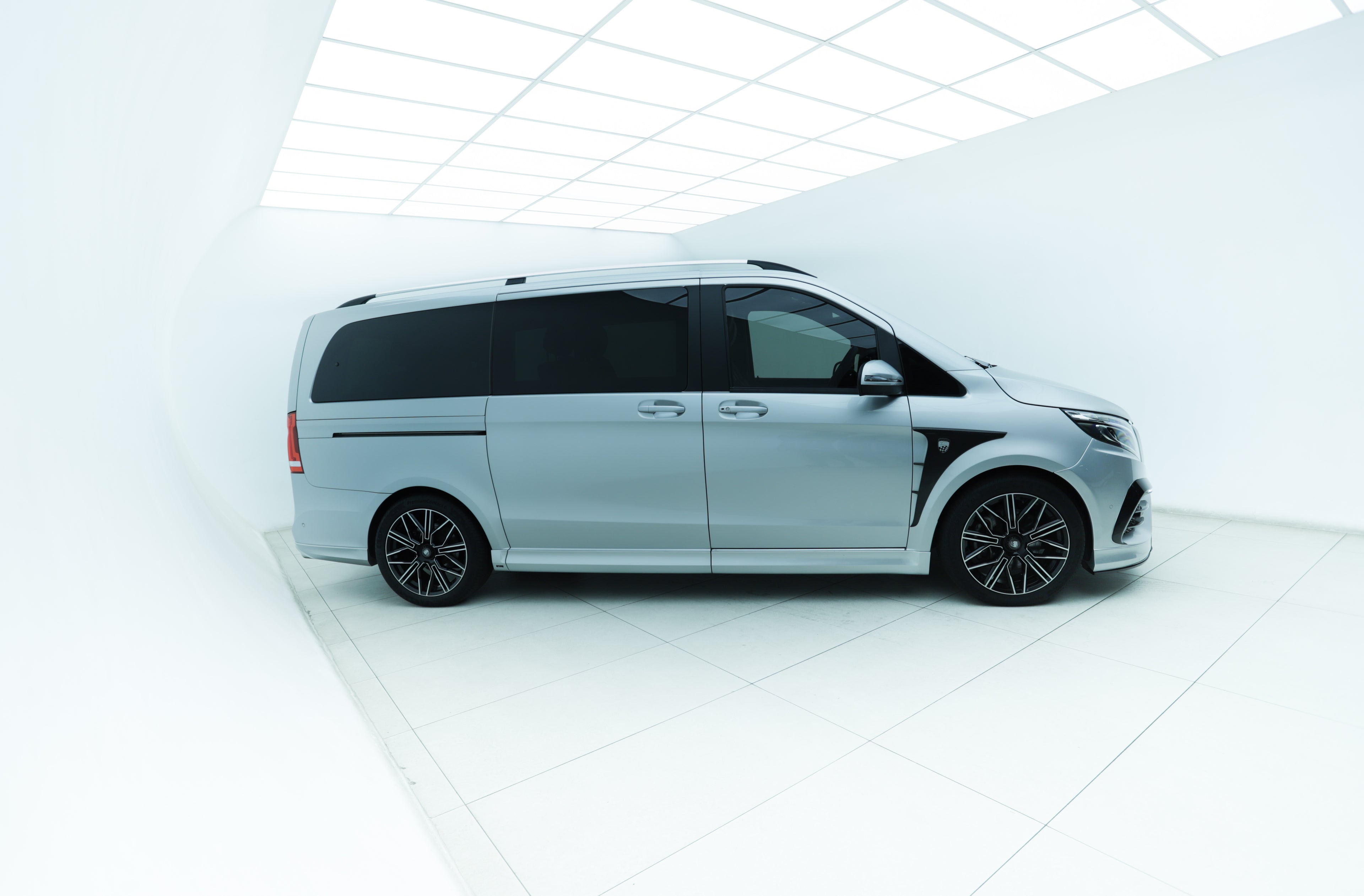 2022 Mercedes-Benz V300d Exclusive