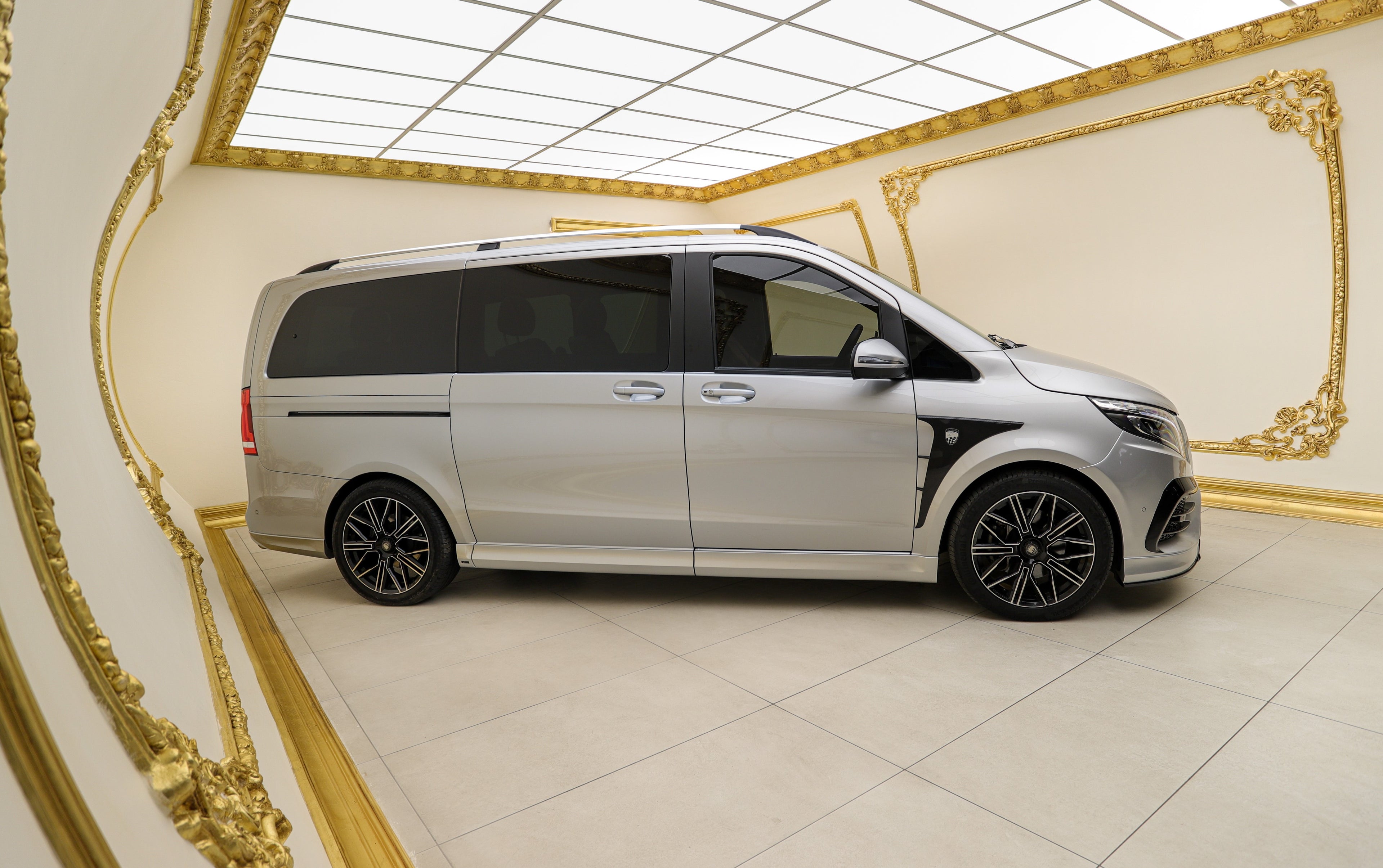2022 Mercedes-Benz V300d Exclusive