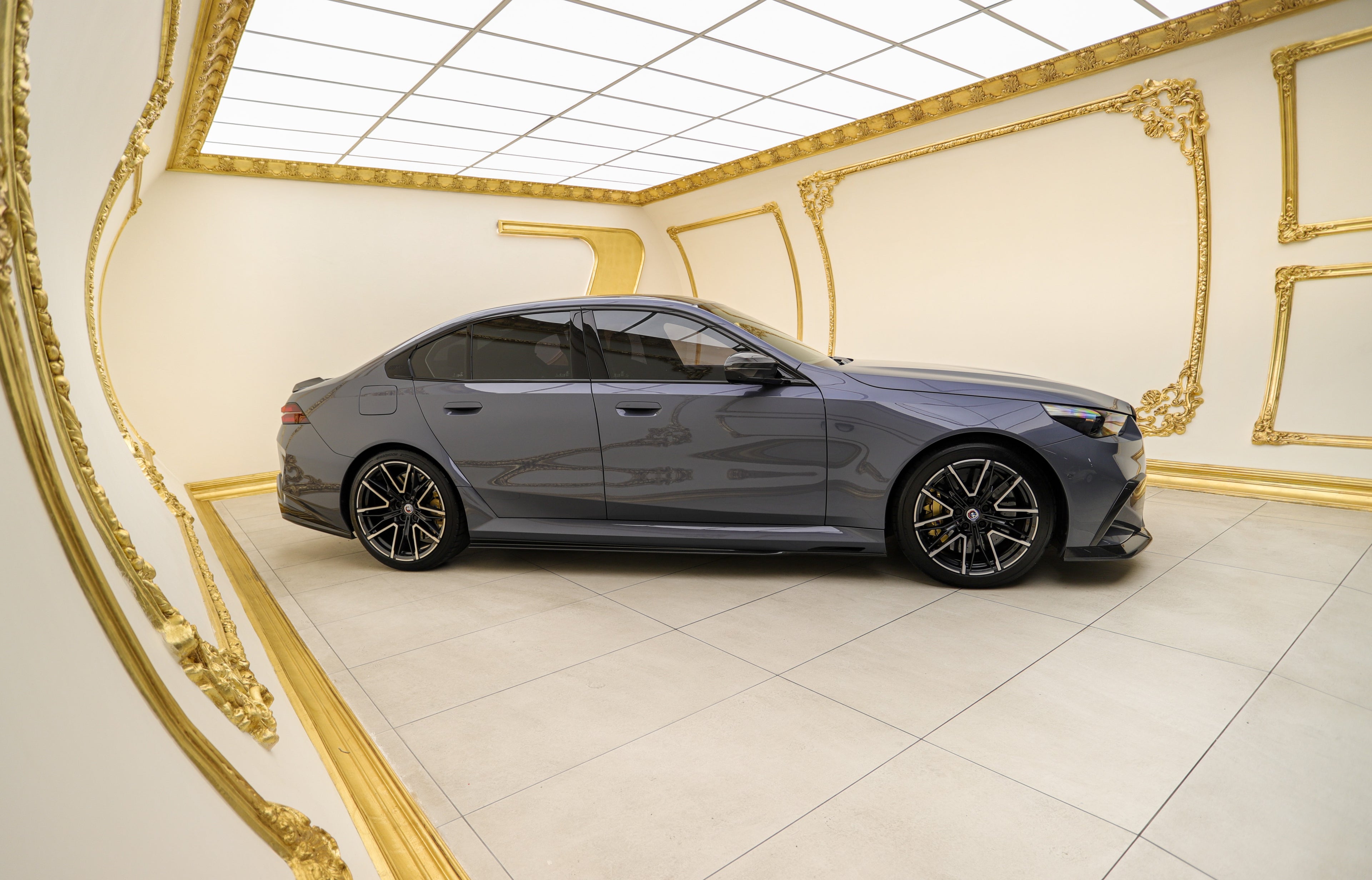 2024 BMW M5 (G90) M Hybrid