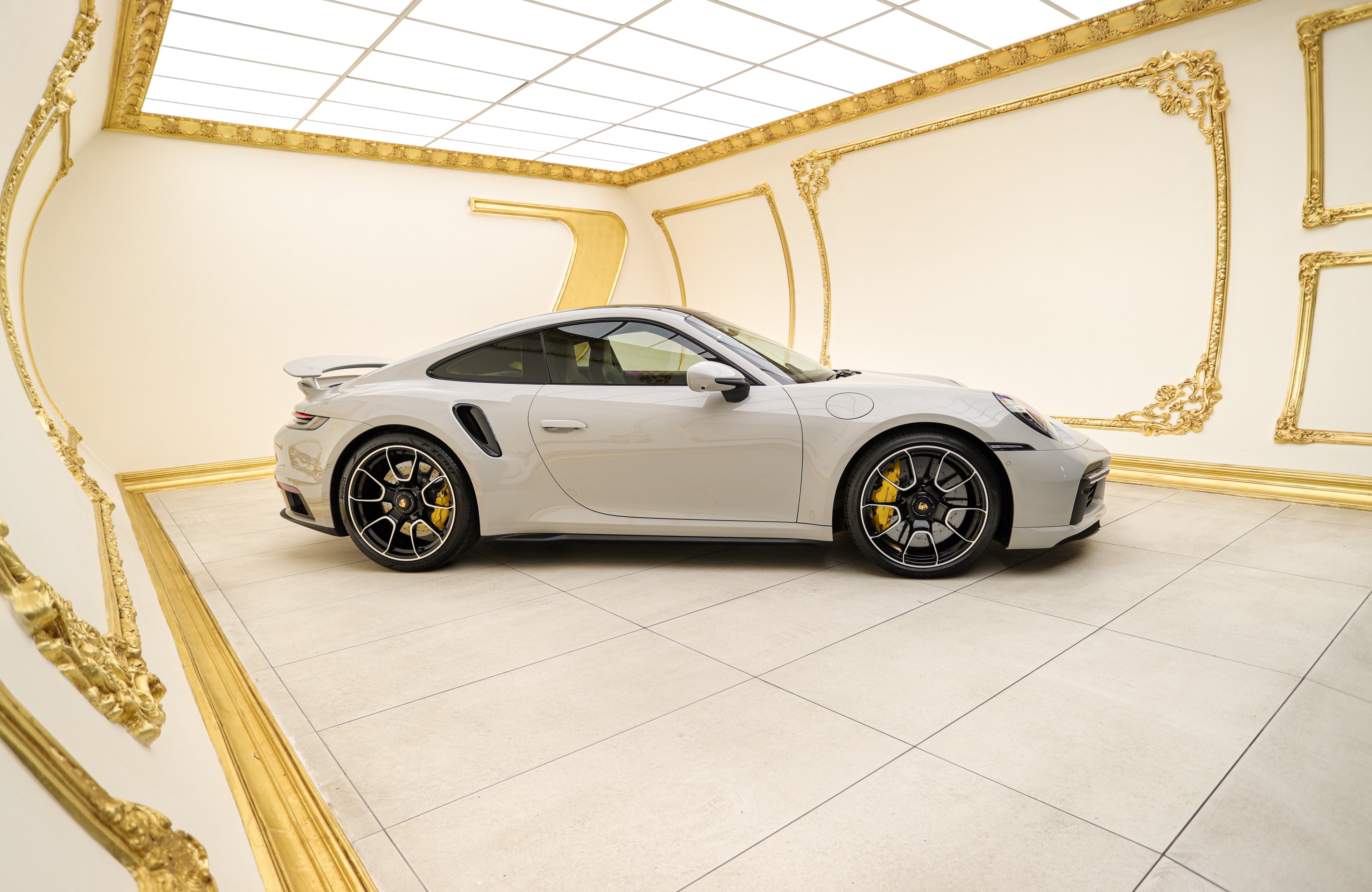 2023 Porsche 911 Turbo S (992)
