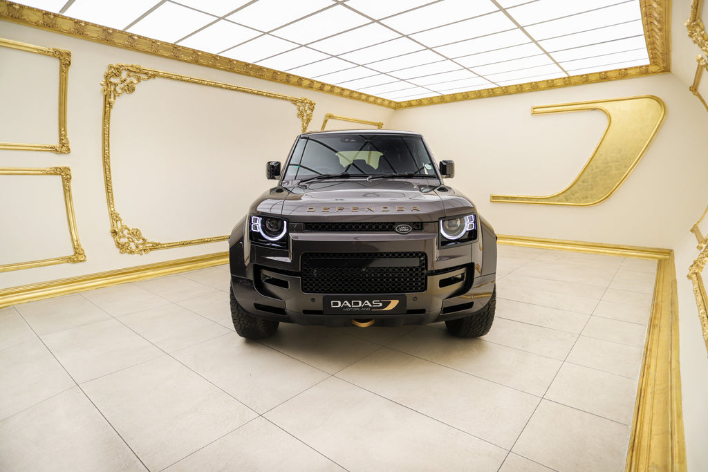 2025 Land Rover Defender 110 OCTA V8