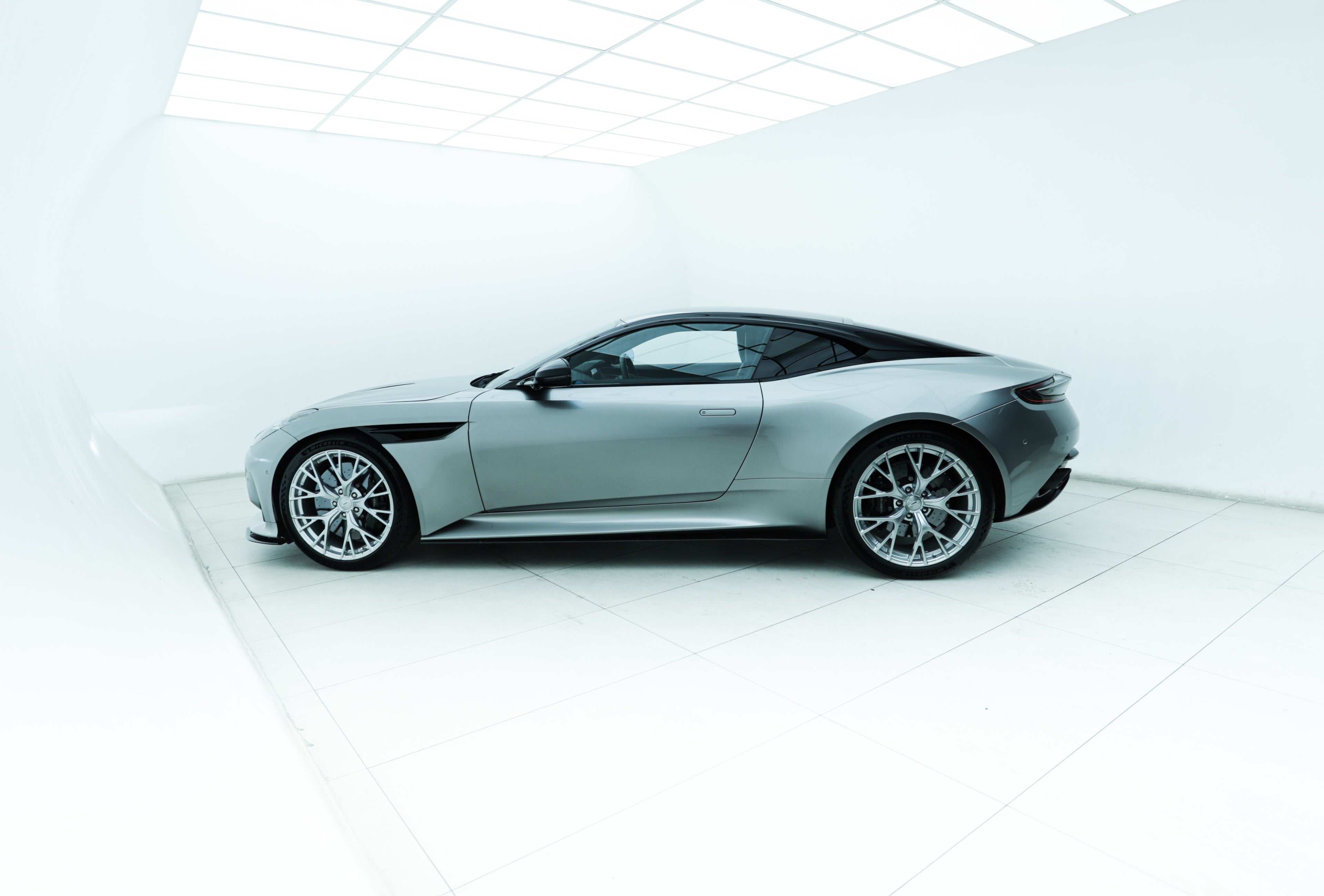 2026 Aston Martin DB12 V8 Coupe