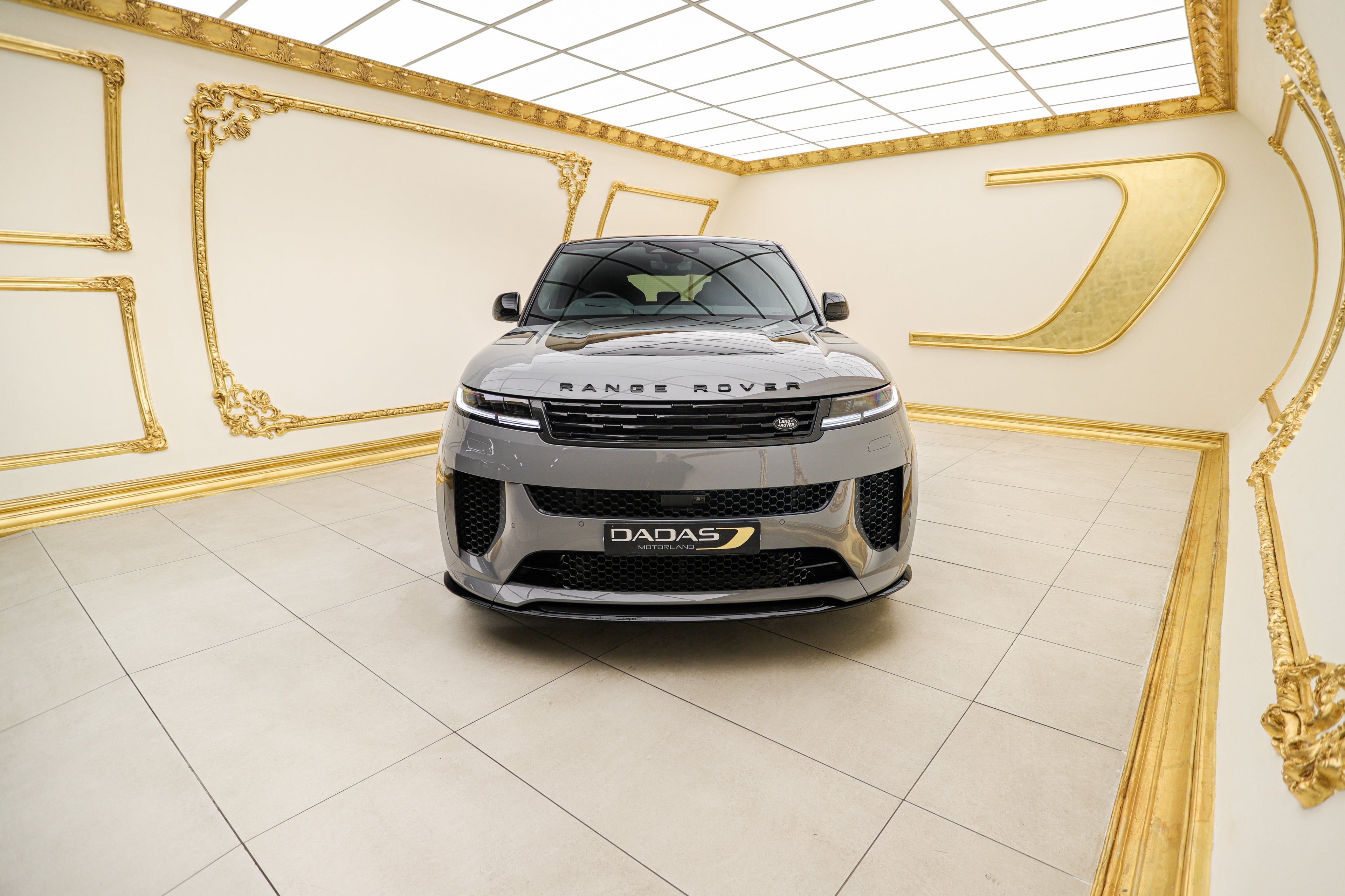 2025 Range Rover Sport SV Edition Two (P635)