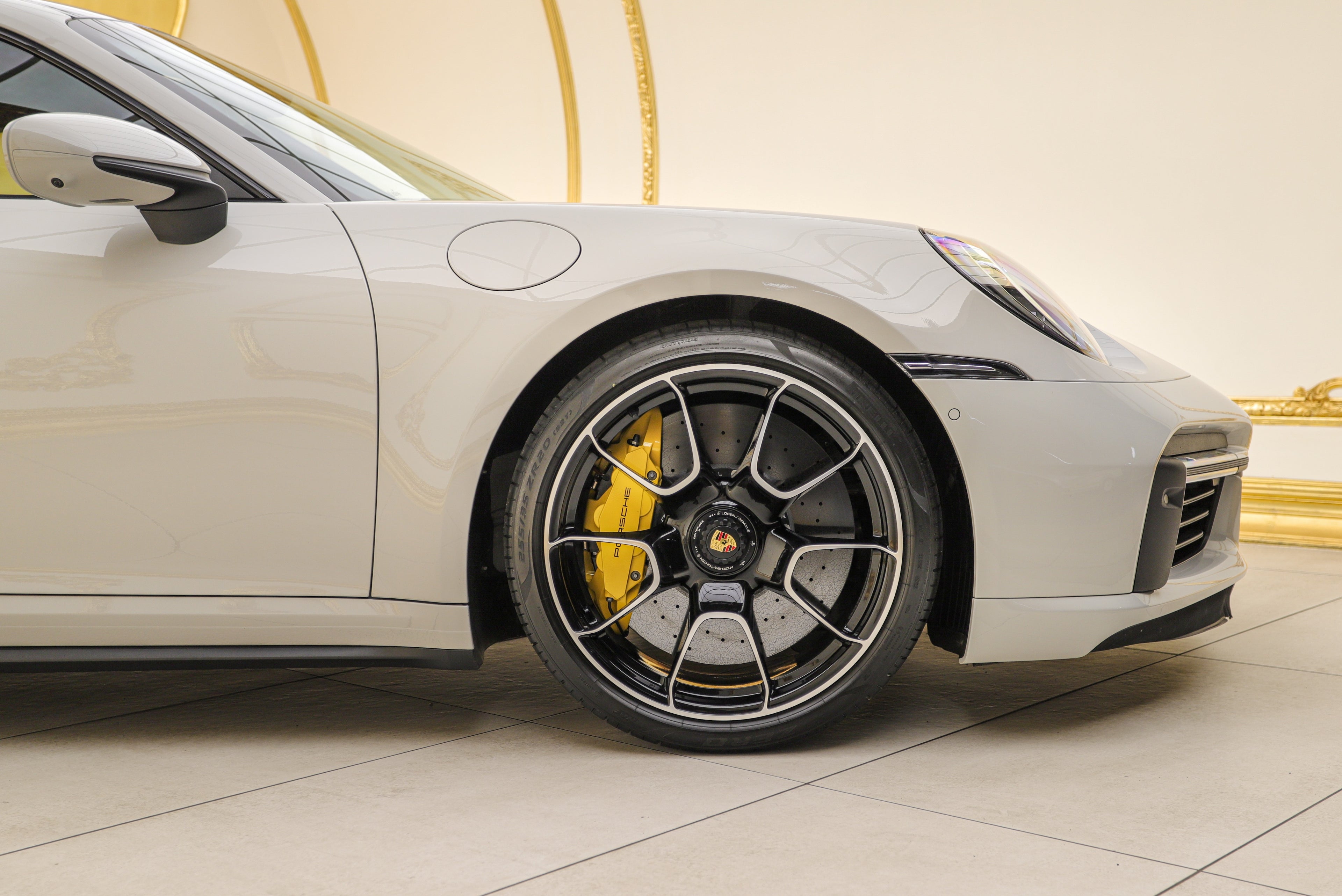2023 Porsche 911 Turbo S (992)
