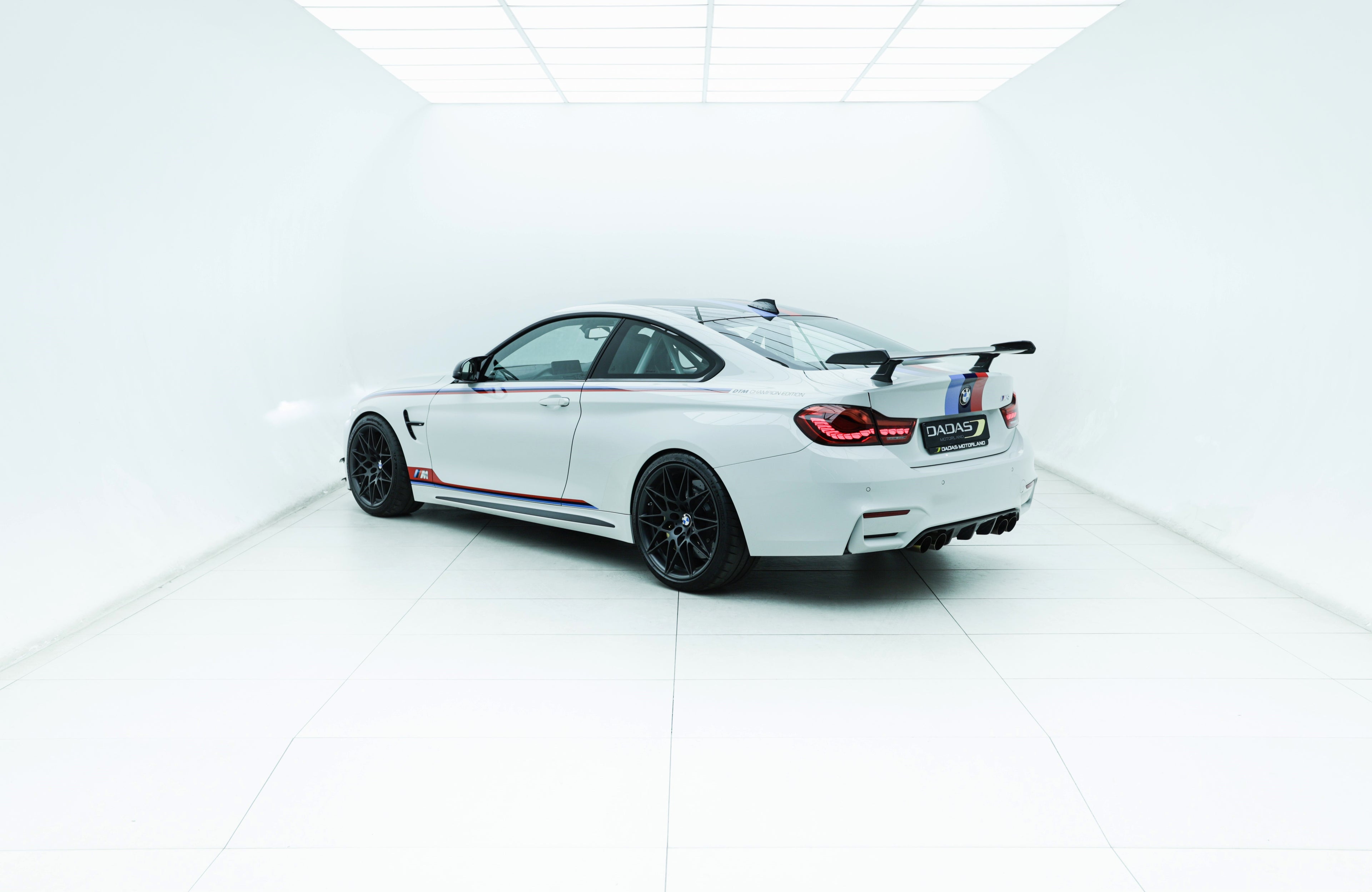 2017 BMW M4 DTM Champion Edition