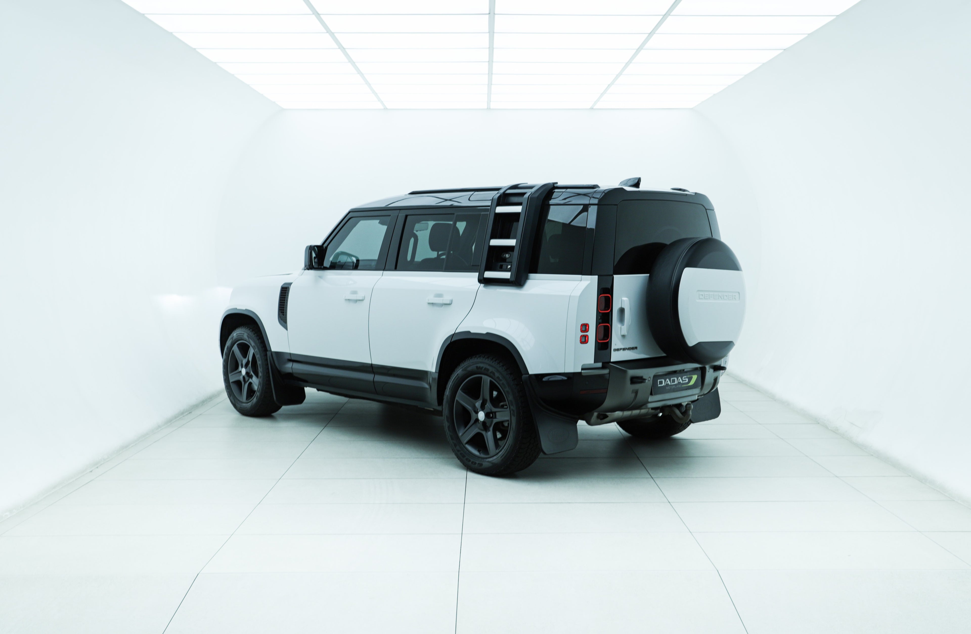 2022 Land Rover Defender 110 D240 HSE X-Dynamic