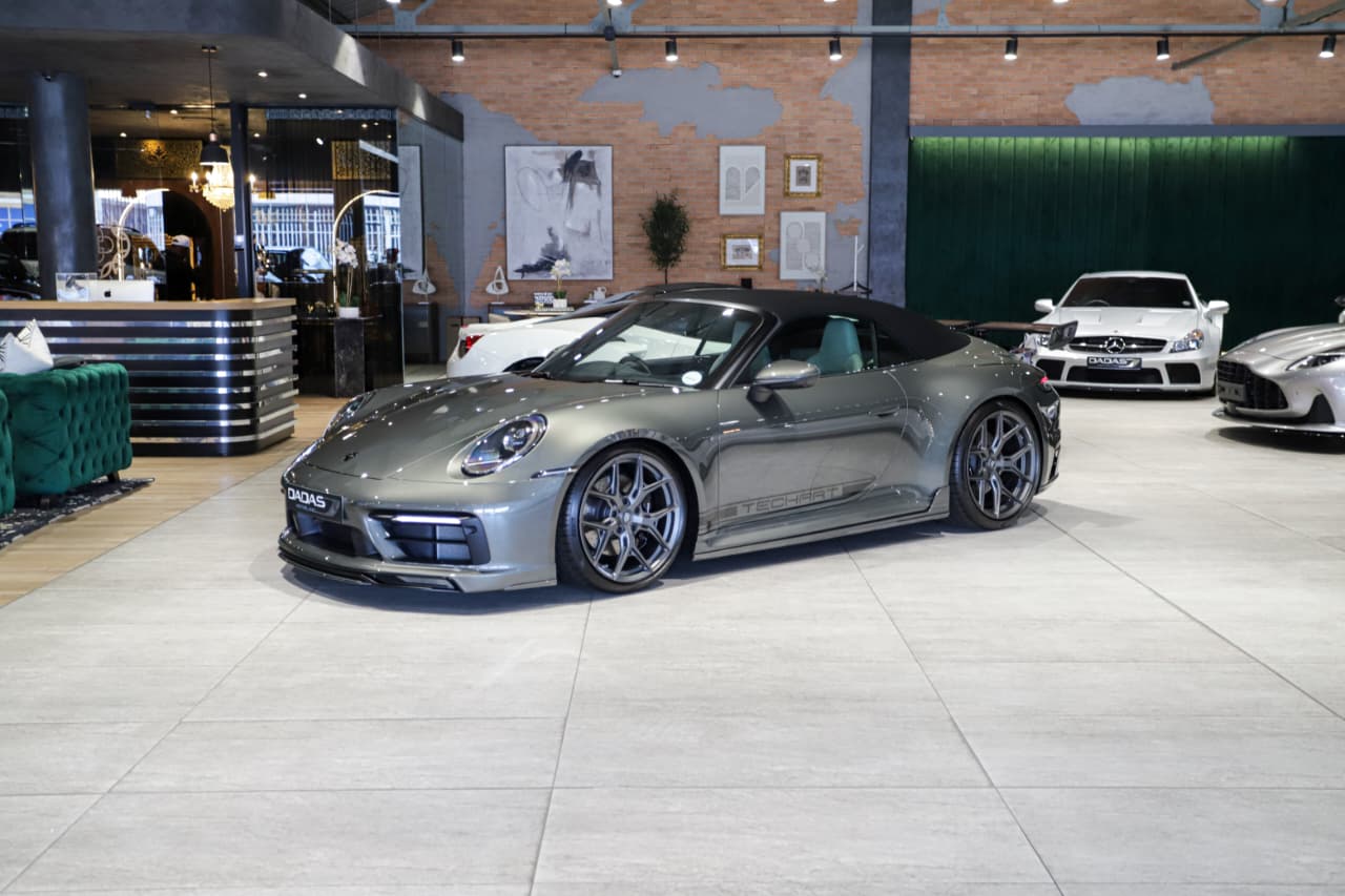 2020 Porsche 911 Carrera 4S Cabriolet