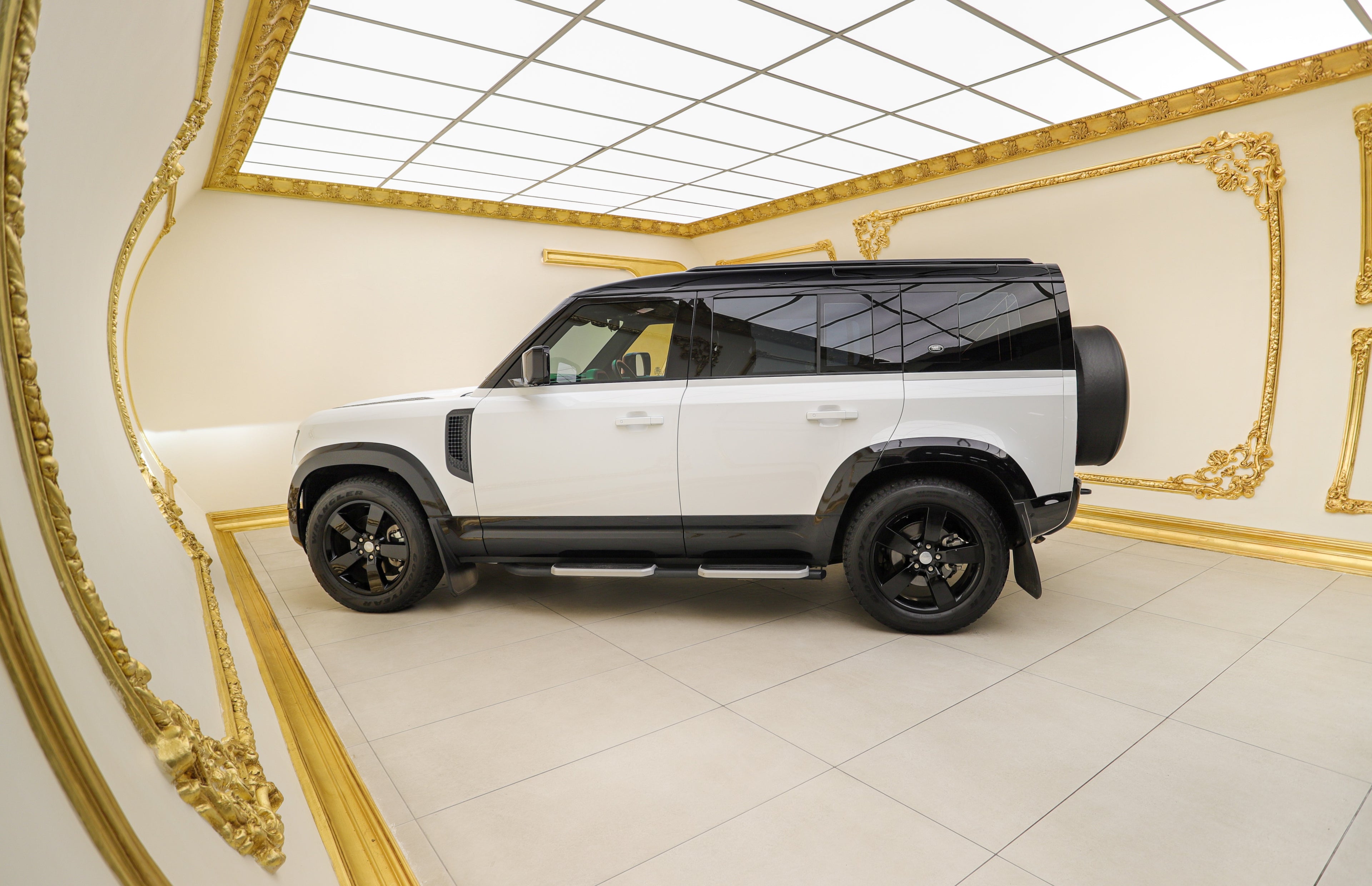 2022 Land Rover Defender 110 D240 HSE X-Dynamic
