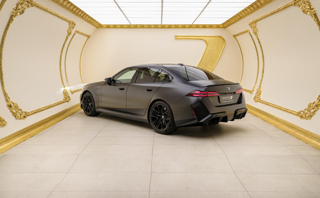 2025 BMW M5 (G90)