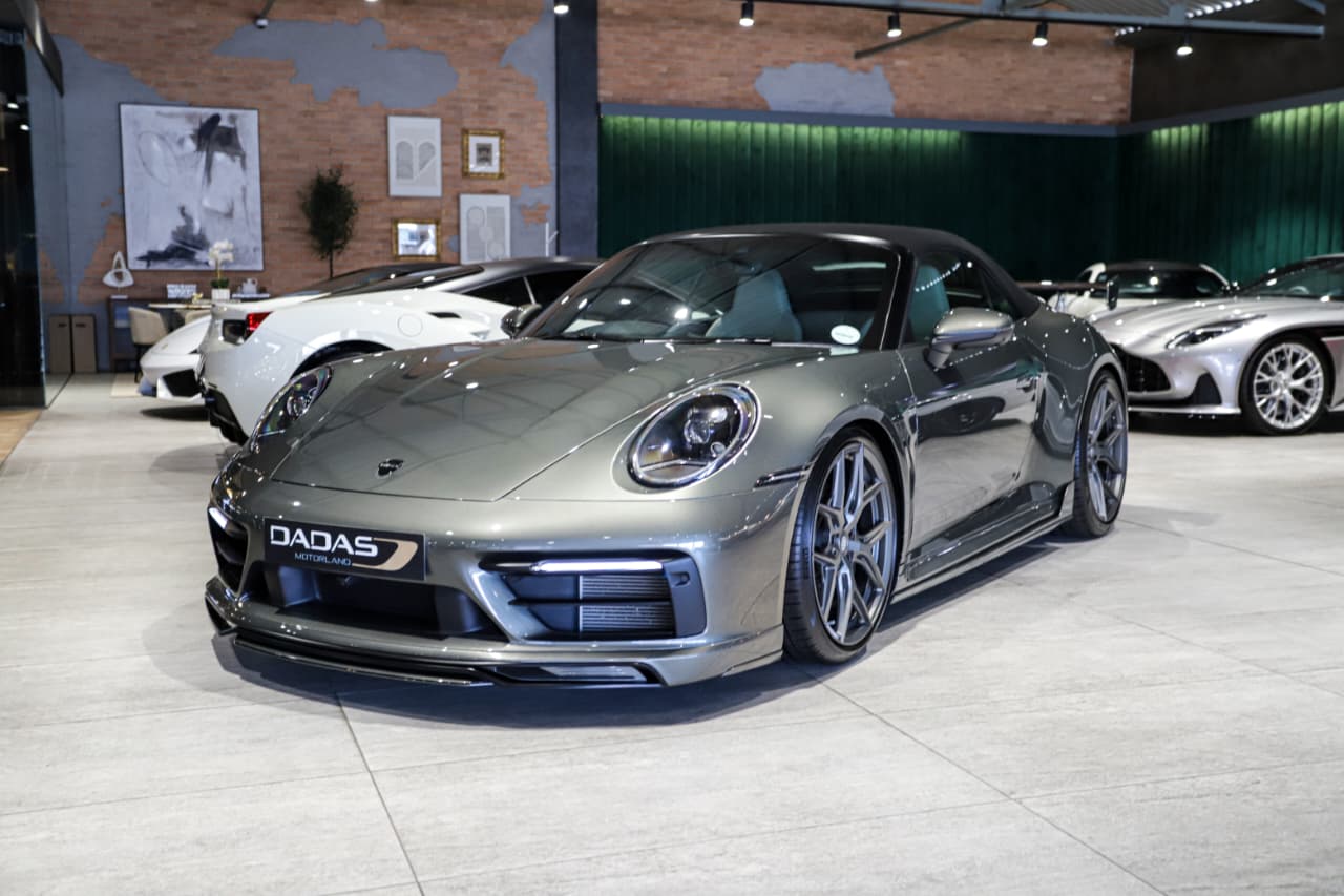 2020 Porsche 911 Carrera 4S Cabriolet