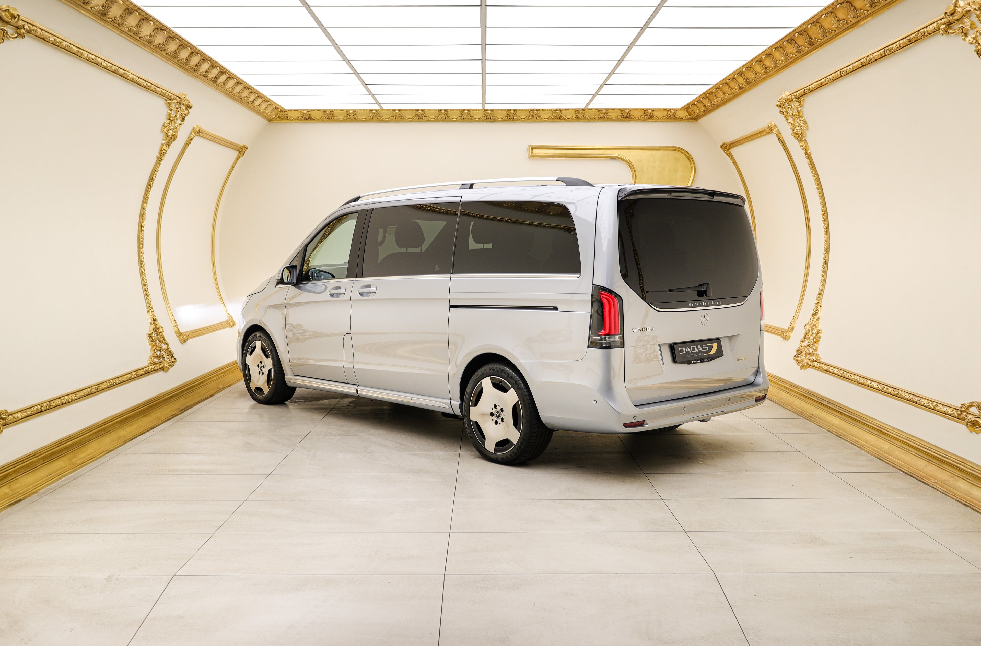 2026 Mercedes-Benz V300d Exclusive