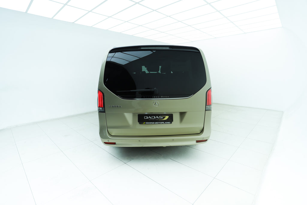 2025 Mercedes-Benz V300d Exclusive