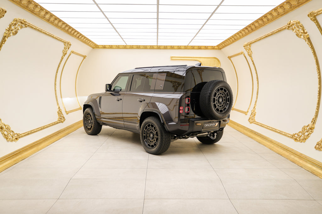 2025 Land Rover Defender 110 OCTA V8