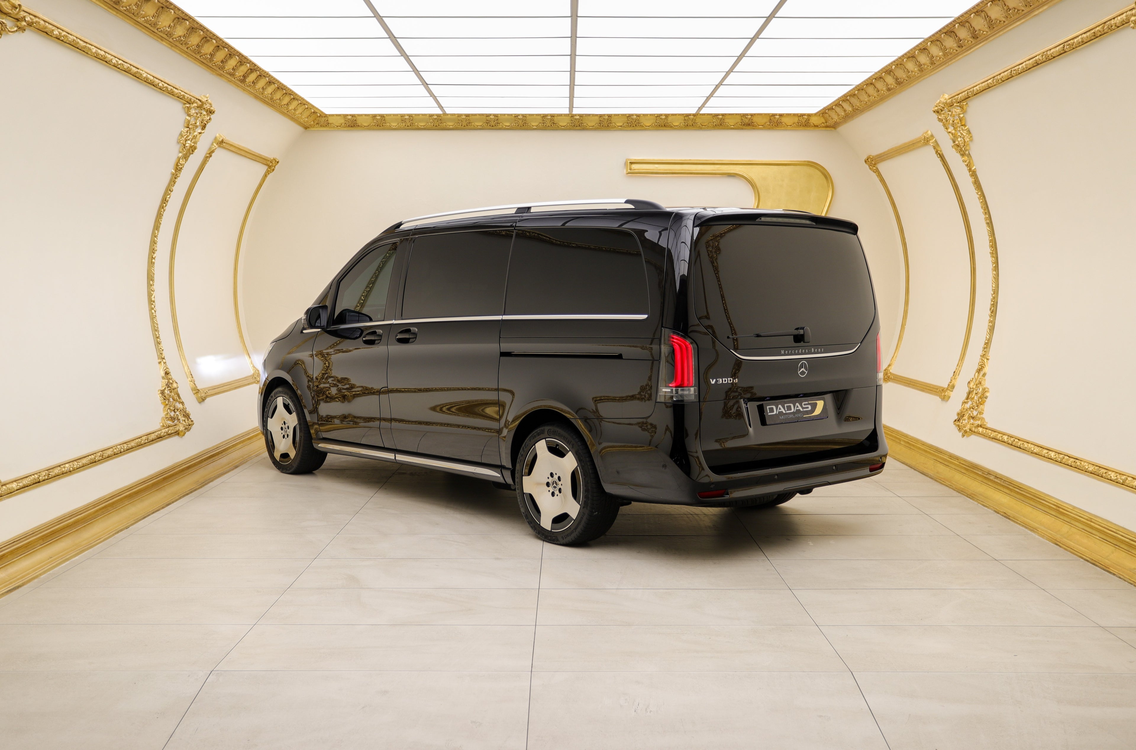 2025 Mercedes-Benz V300d