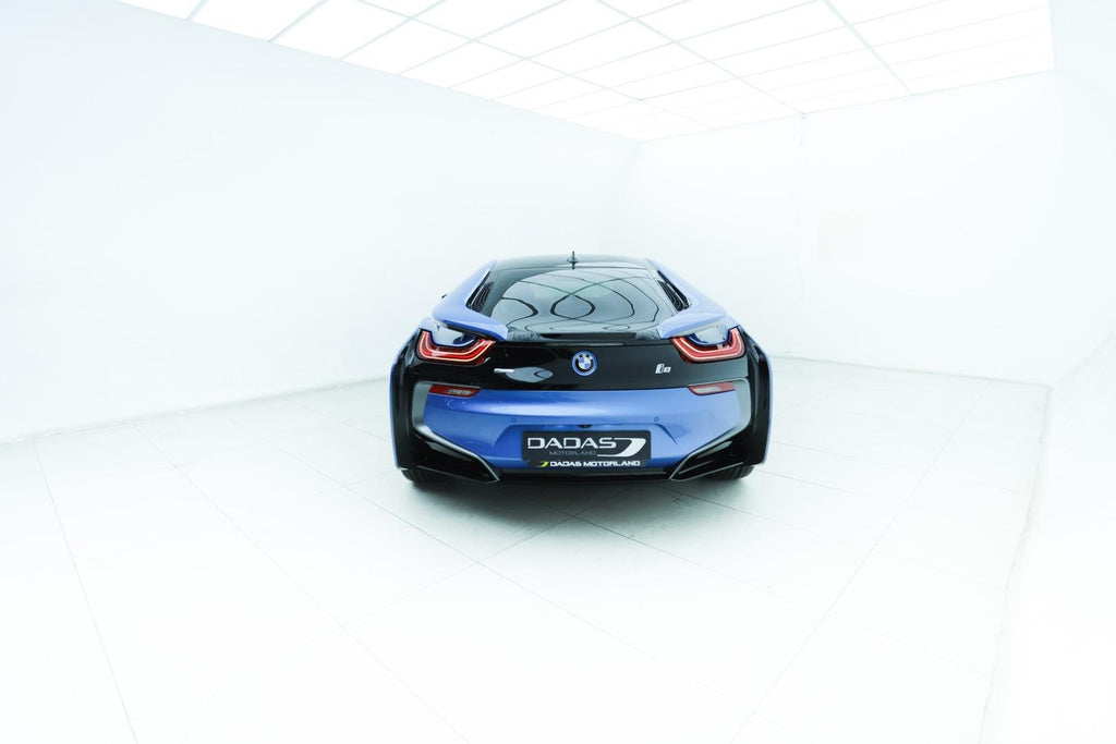2016 BMW i8