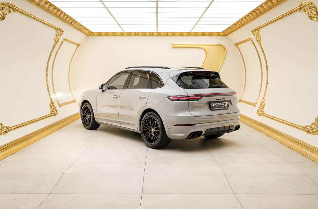 2022 Porsche Cayenne GTS