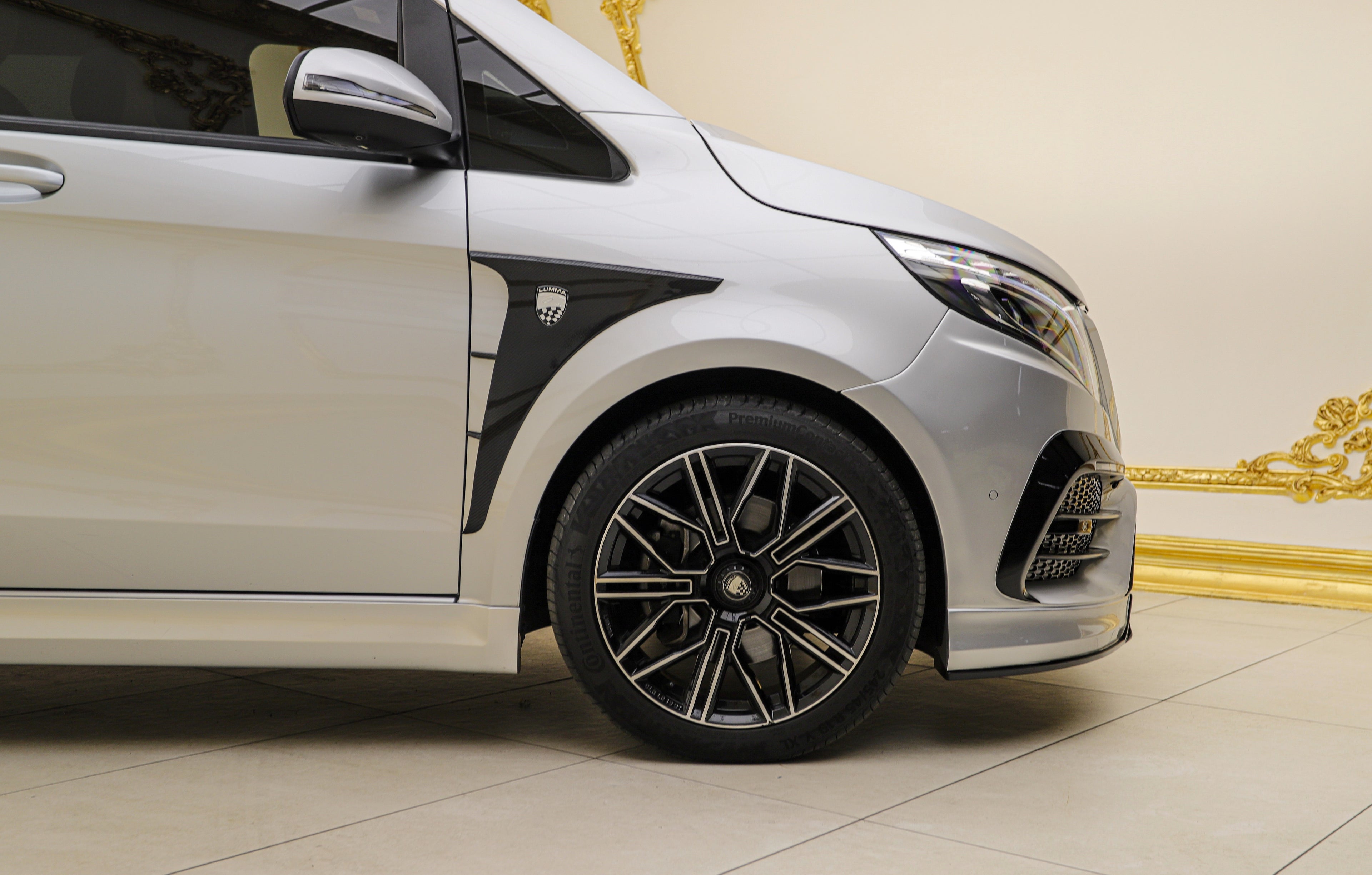 2022 Mercedes-Benz V300d Exclusive