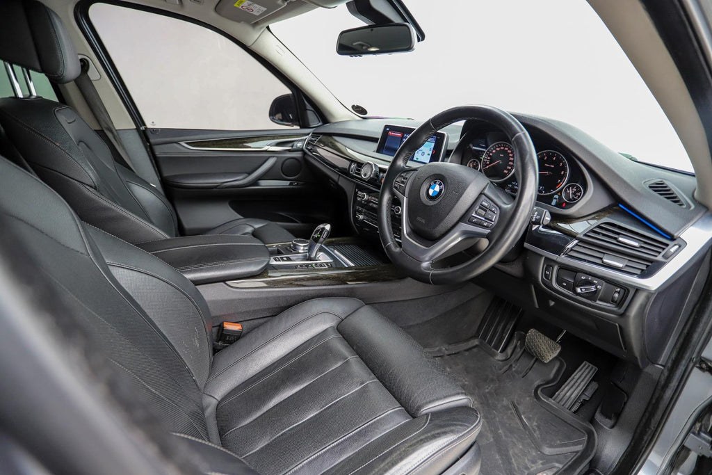 2021 BMW X5 M50i xDrive Security (F15) - VR4