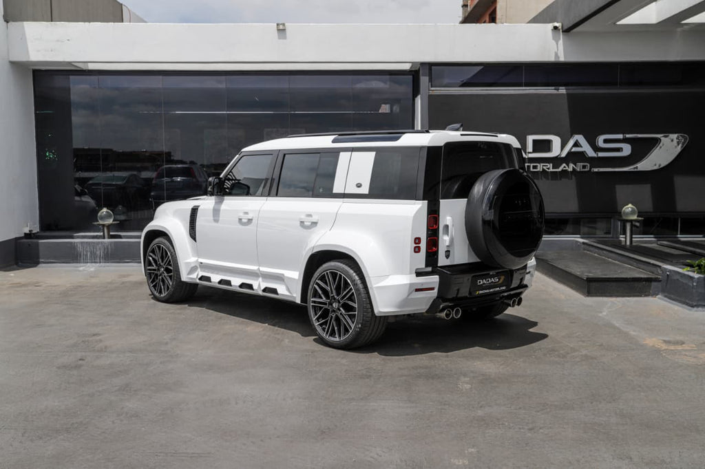 2024 Land Rover Defender 110 D250 SE