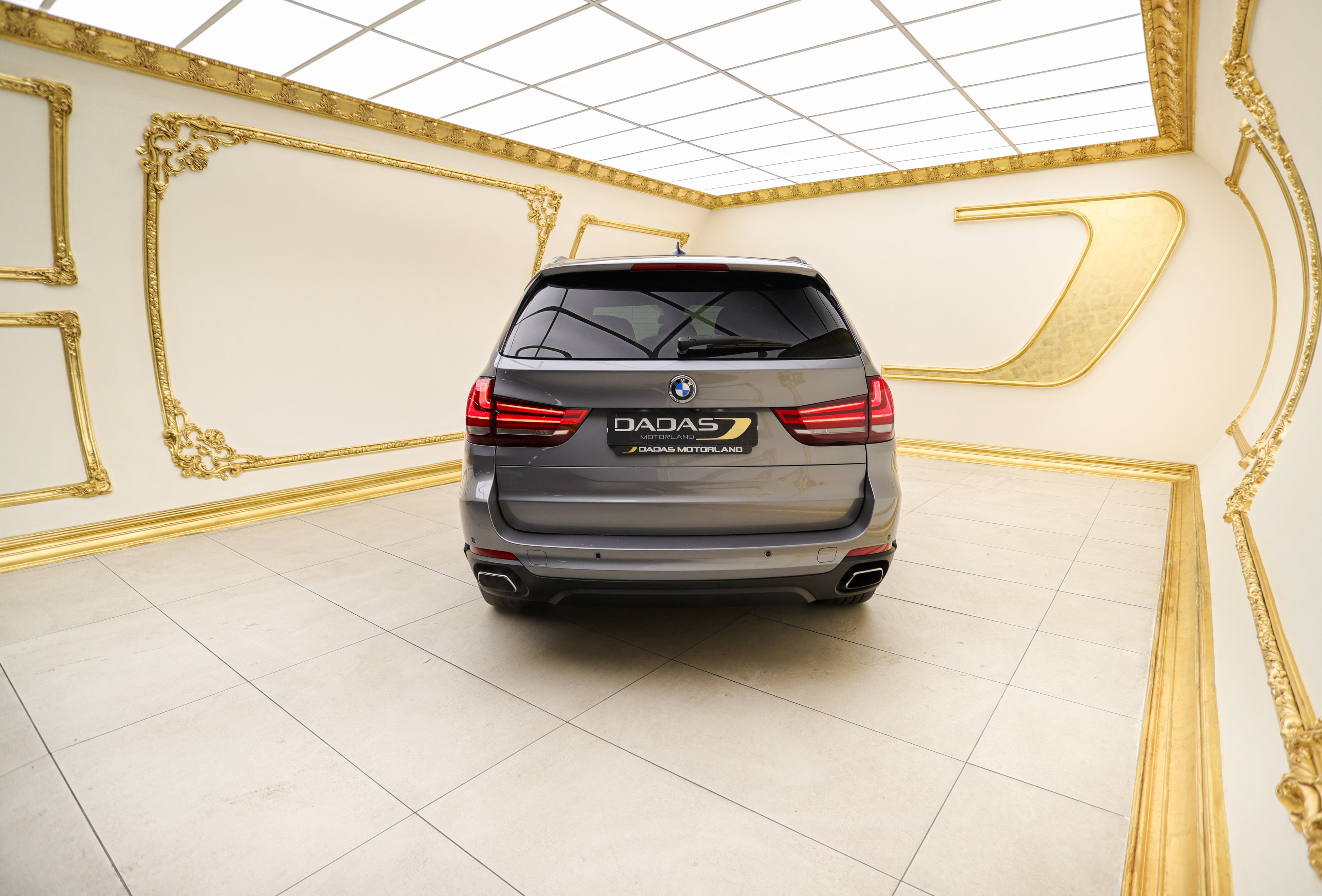 2021 BMW X5 M50i xDrive Security (F15) - VR4