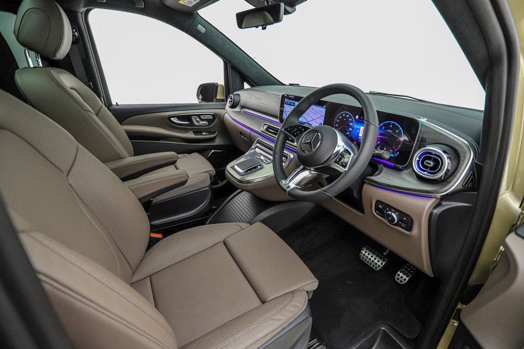 2025 Mercedes-Benz V300d Exclusive