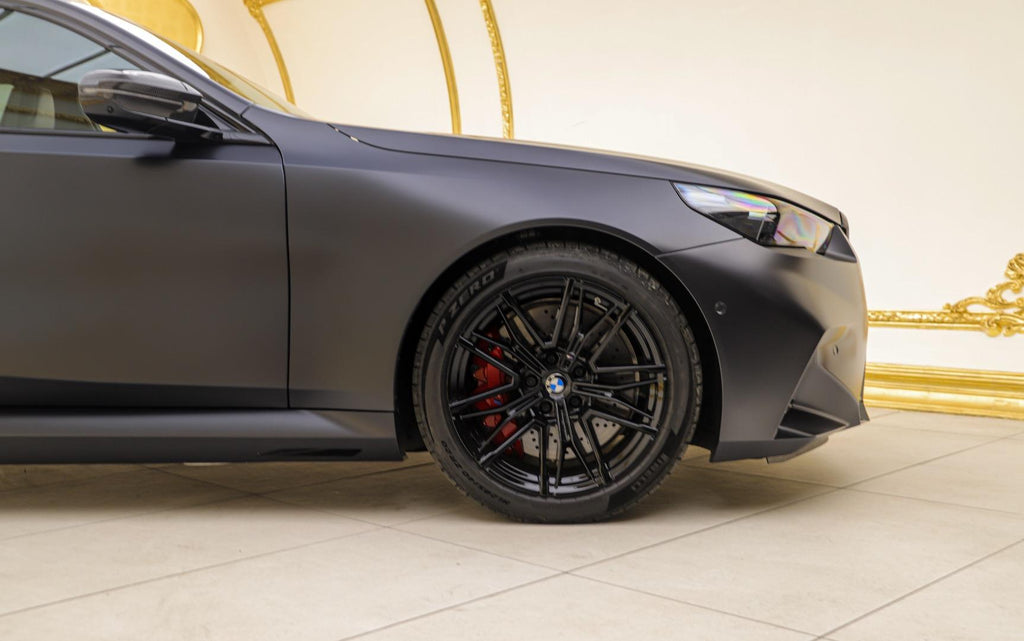 2025 BMW M5 (G90)