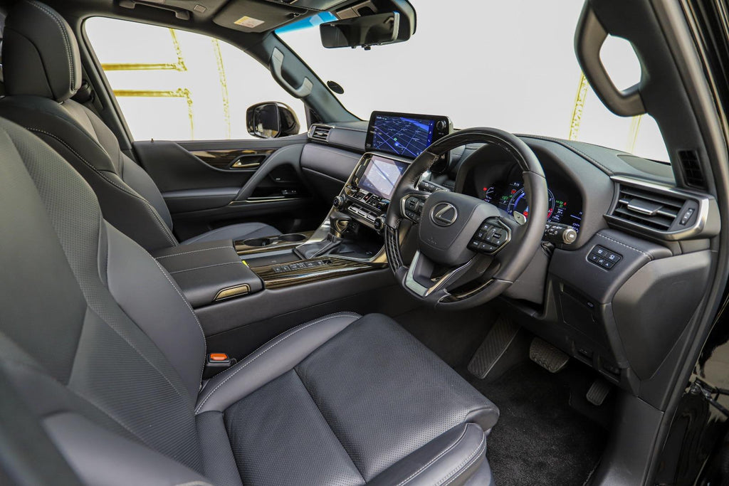 2025 Lexus LX600 Urban