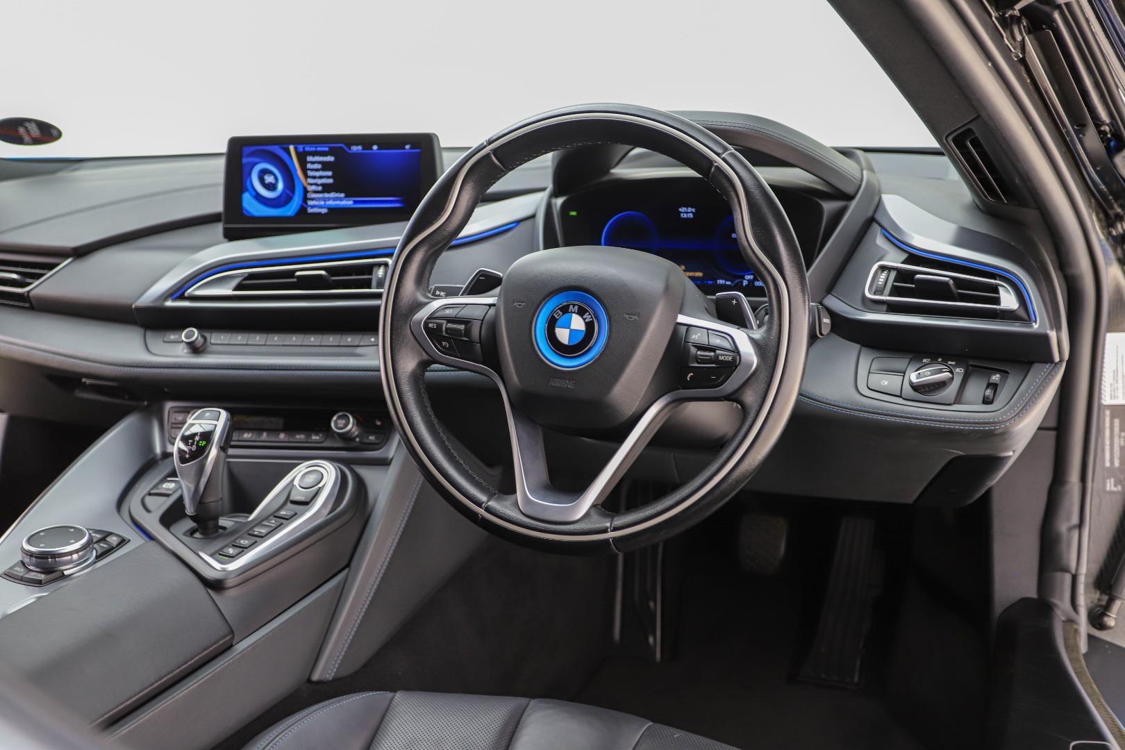 2016 BMW i8