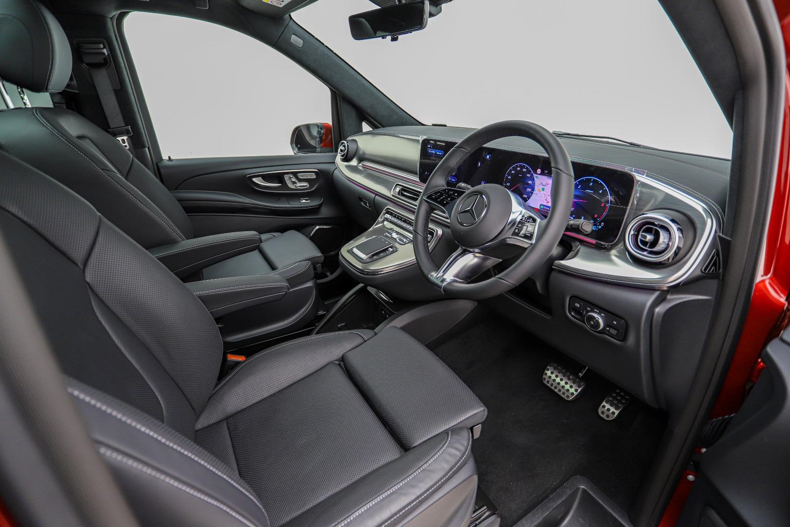 2025 Mercedes-Benz V300d Exclusive LUMMA CLR V