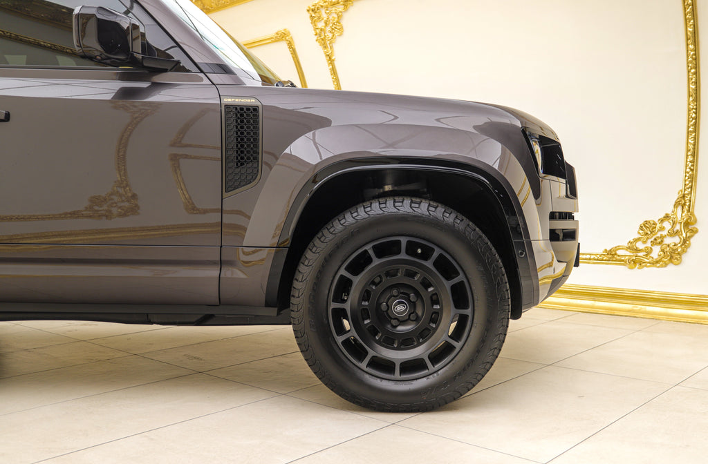2025 Land Rover Defender 110 OCTA V8