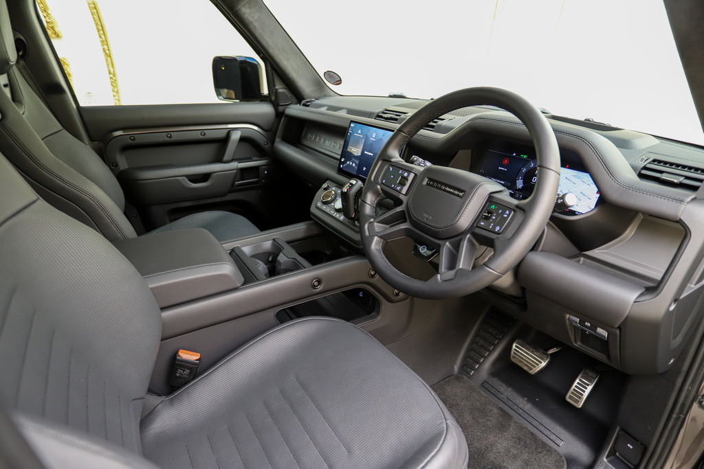 2025 Land Rover Defender 110 OCTA V8