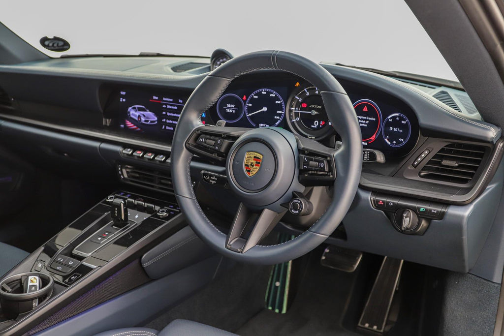 2023 Porsche 911 Carrera GTS (992)