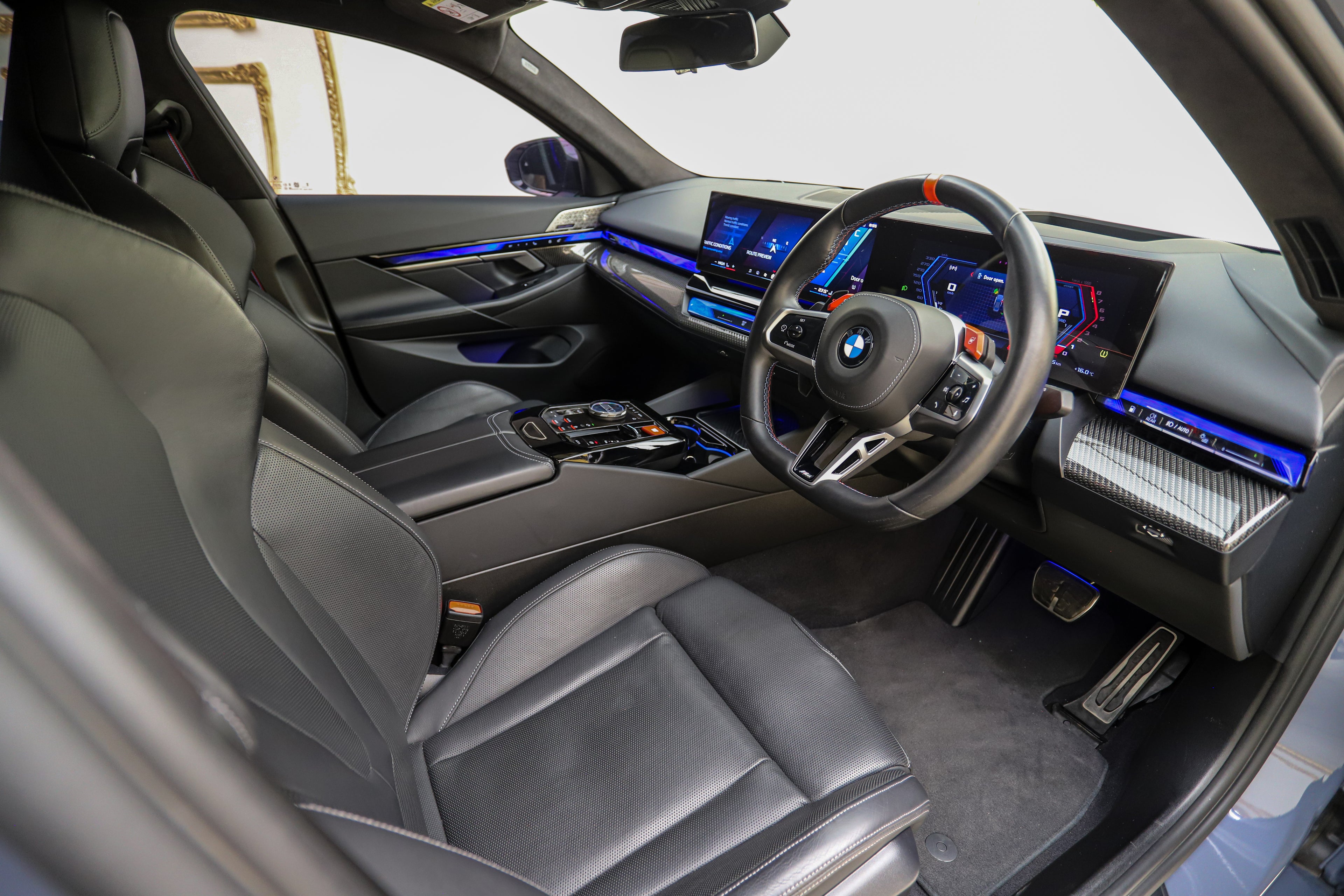 2024 BMW M5 (G90) M Hybrid