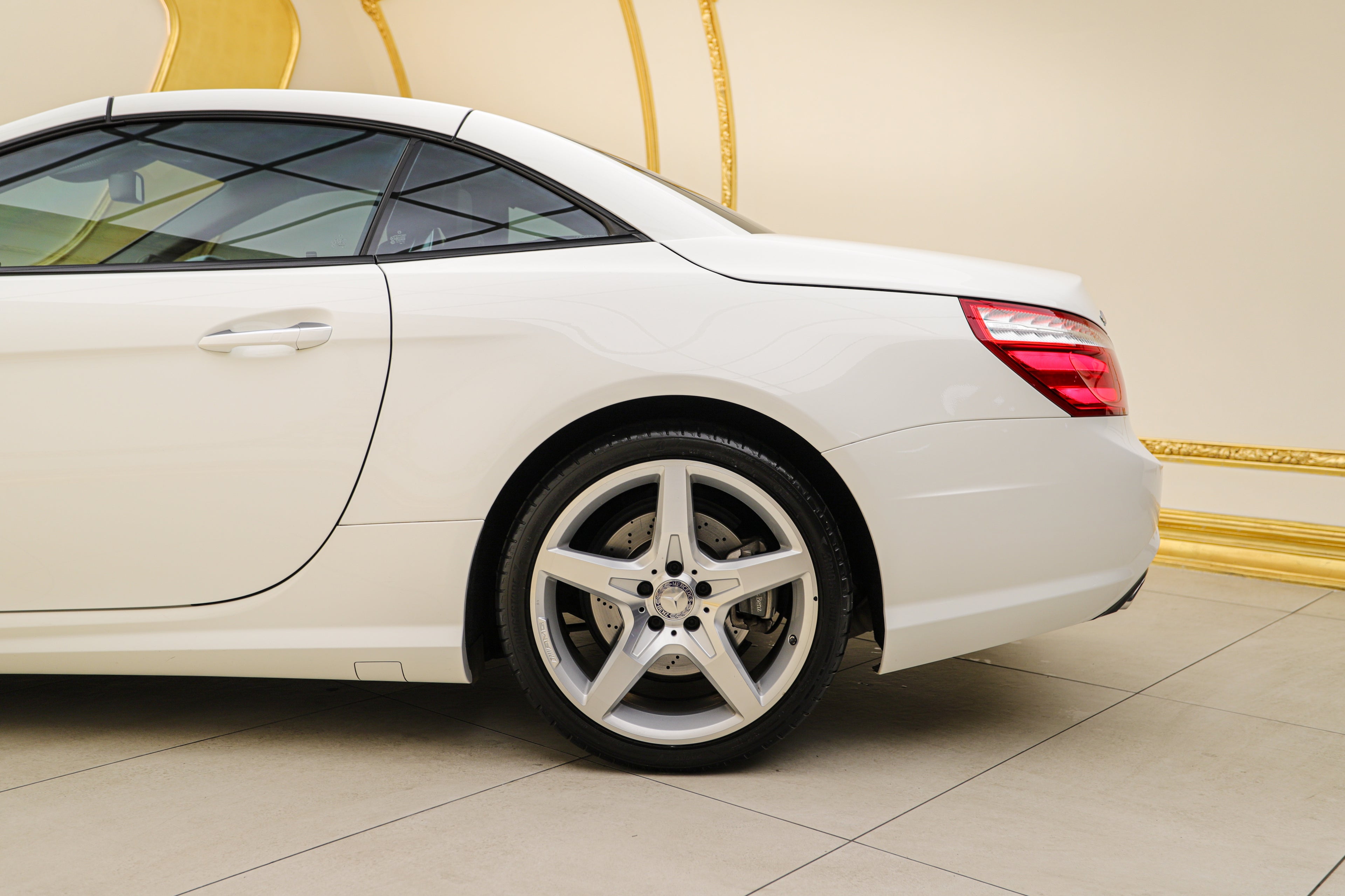 2015 Mercedes-Benz SL400 AMG Line