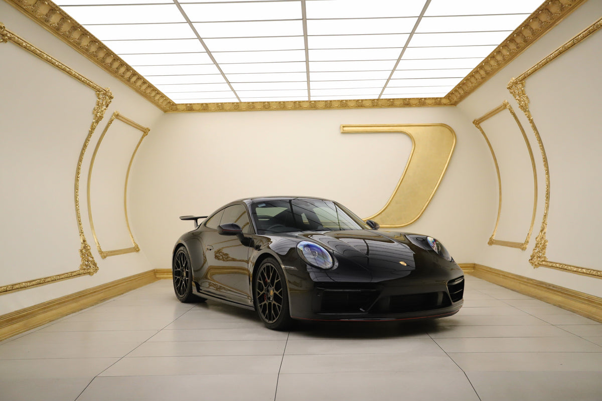 2024 Porsche 911 Carrera GTS Coupe Auto
