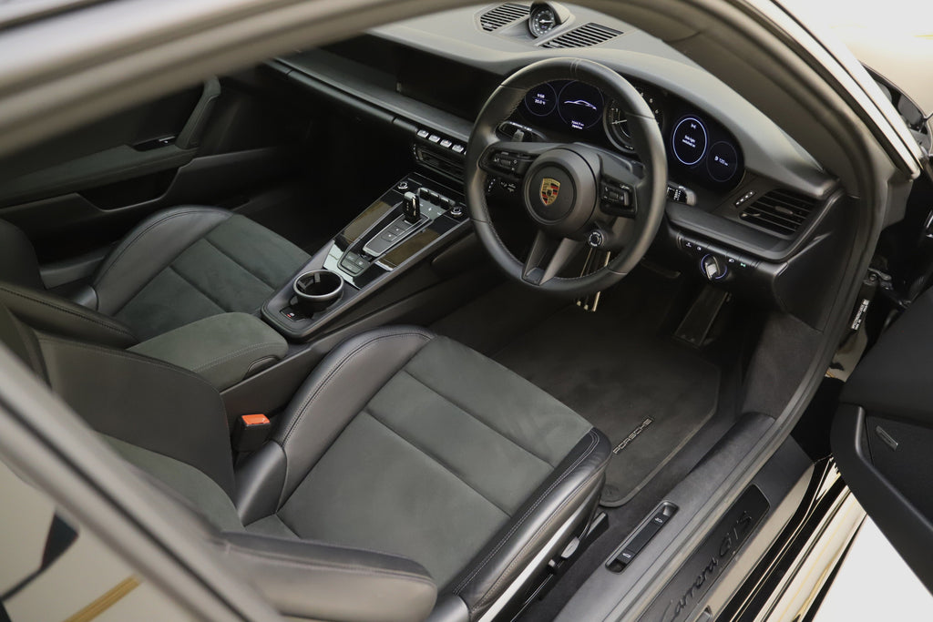 2024 Porsche 911 Carrera GTS Coupe Auto