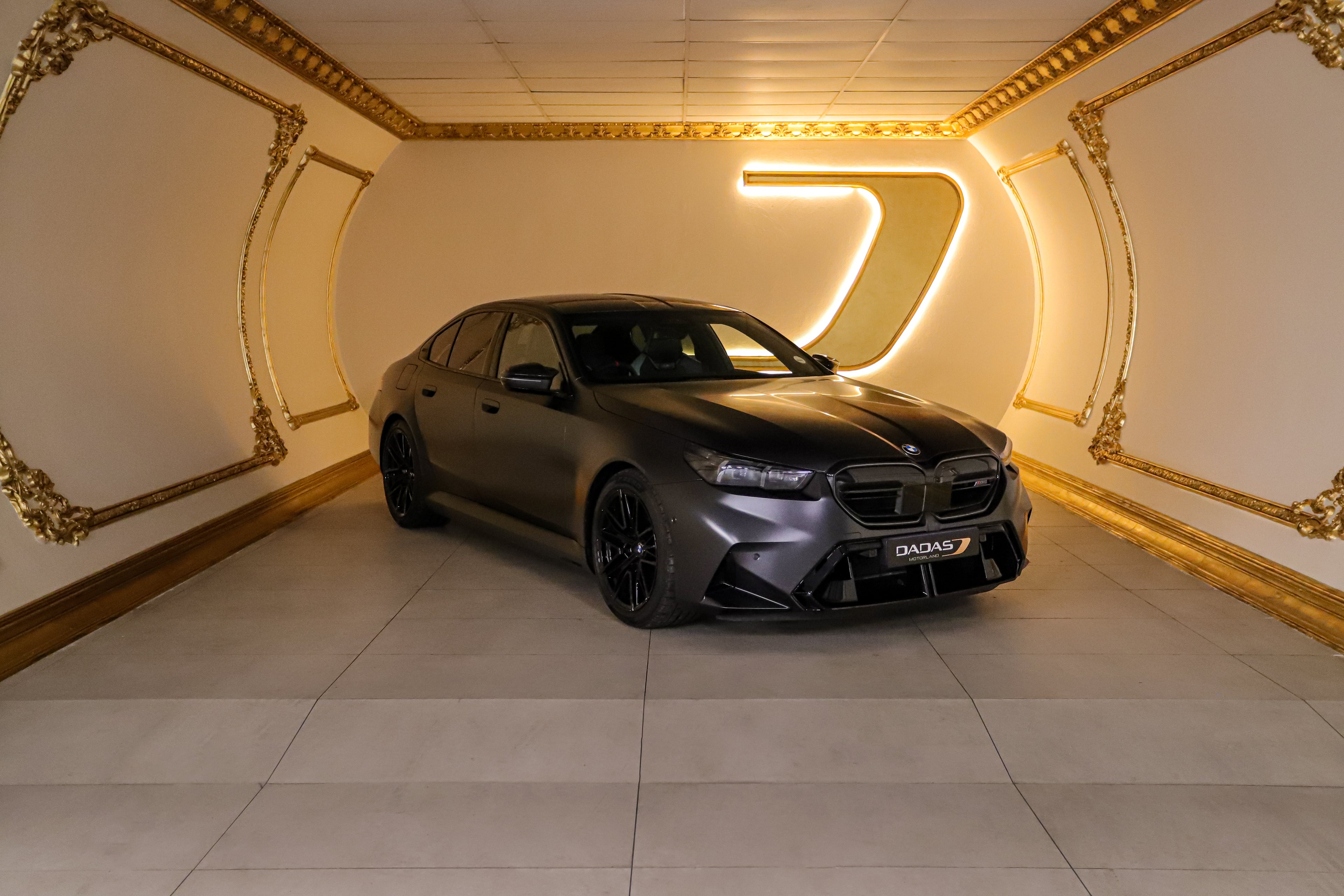 2025 BMW M5 (G90)