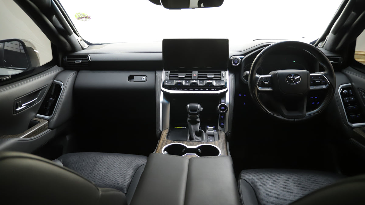 2022 Toyota Landcruiser 300 V6 3.3d ZX