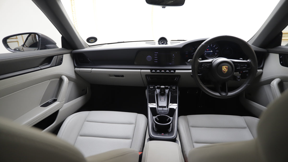 2022 Porsche 911 Carrera GTS Cabriolet (992)