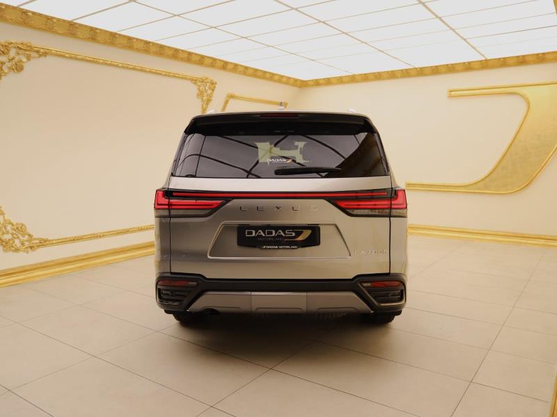 Lexus LX700H