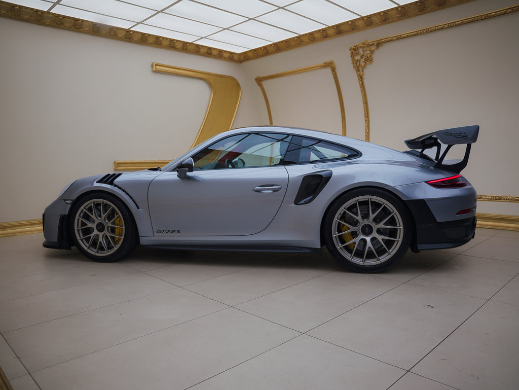 Porsche 911 GT2 RS