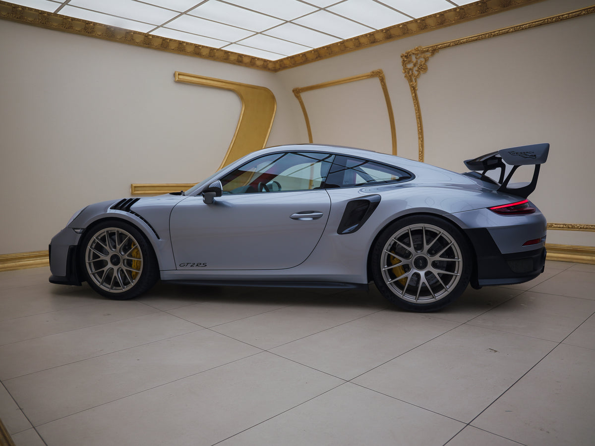 Porsche 911 GT2 RS