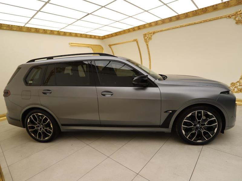 BMW X7 M60I