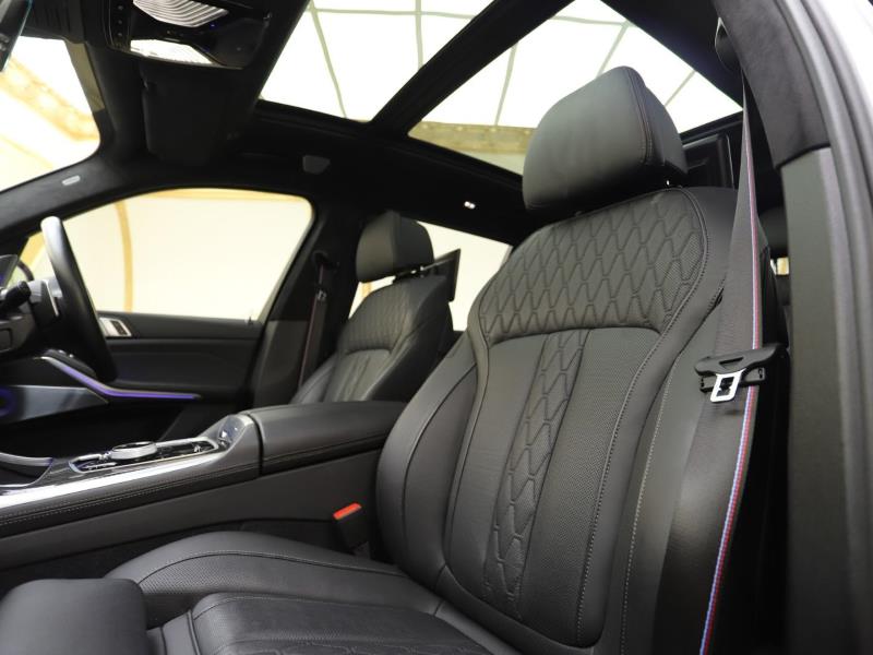 BMW X7 M60I