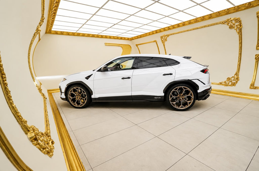 2025 Lamborghini Urus Performante