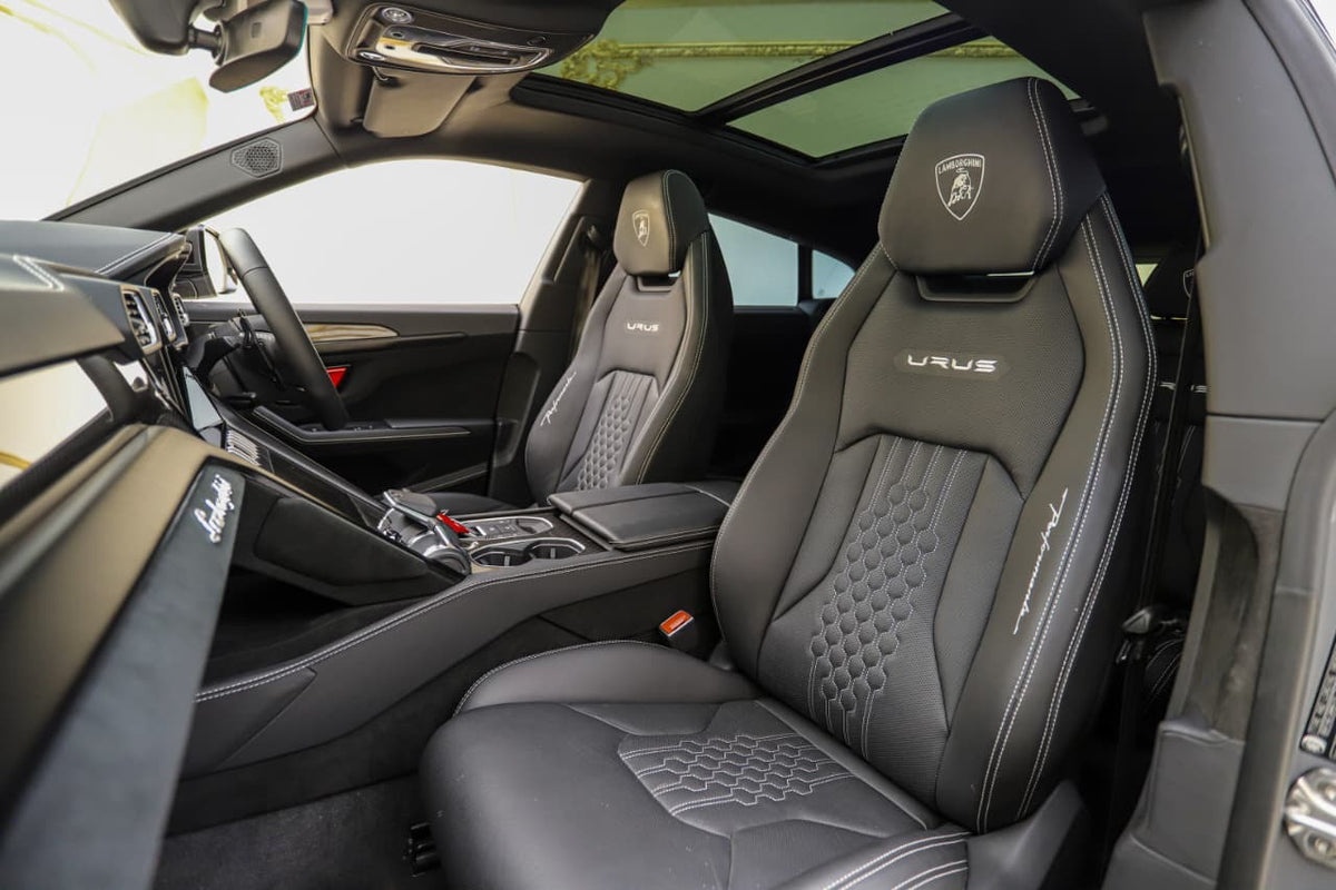 2025 Lamborghini Urus Performante