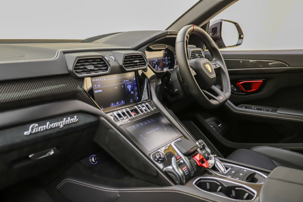 2025 Lamborghini Urus Performante